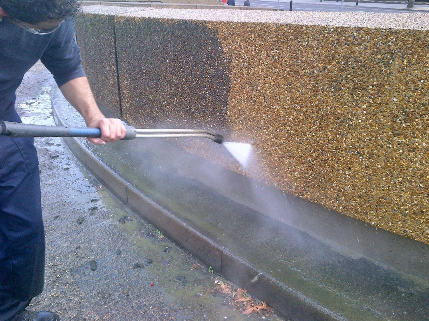 Pressure washing &mdash; BSM Cleaning
